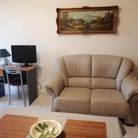 Gallery Suites "Athina" Mesolóngion Zewnętrze zdjęcie